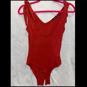 Nasty Gal Deep-V Rust Color Bodysuit Sz. S
